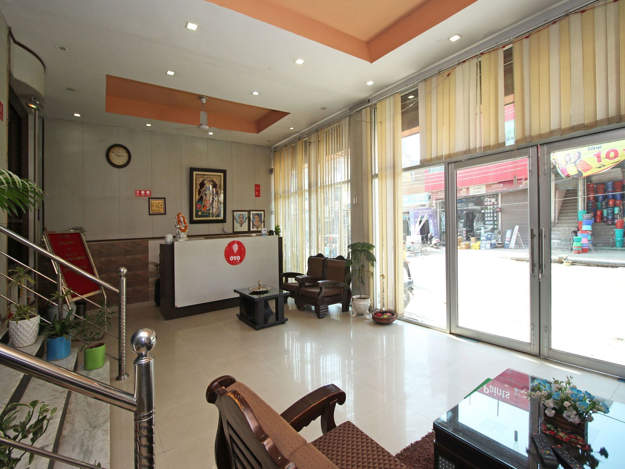 Oyo 576 Hotel Shree Kanta Residency Γκουργκάον Εξωτερικό φωτογραφία